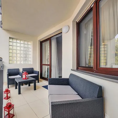 Sun & Snow Bursztynowe Osiedle - Otoczone Lasem, Plac Zabaw Apartment Jantar