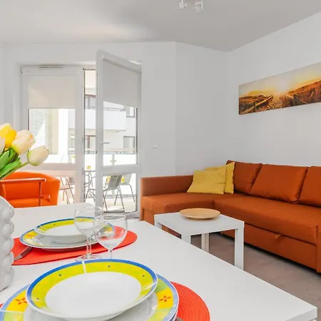 Apartment Sun & Snow Bursztynowe Osiedle - Otoczone Lasem, Plac Zabaw