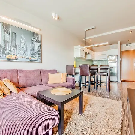 アパート Bursztynowe Osiedle Jantar, Sun & Snow ヤンタル